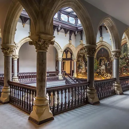 The Emma Stone Cross Mansion Апартаменты Улверстон