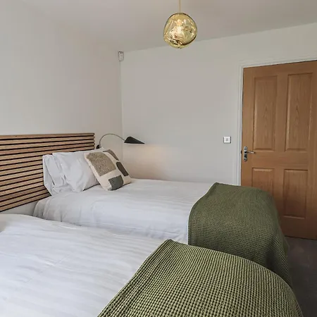 The Emma Stone Cross Mansion Апартаменты