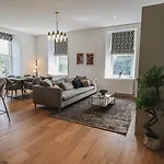 The Emma Stone Cross Mansion * 阿尔弗斯顿