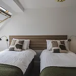 The Emma Stone Cross Mansion 公寓 *