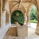 The Emma Stone Cross Mansion 阿尔弗斯顿