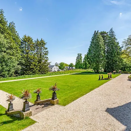 Daire The Emma Stone Cross Mansion